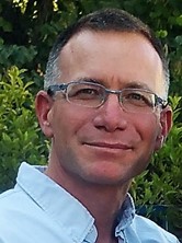 Moshe Gatt